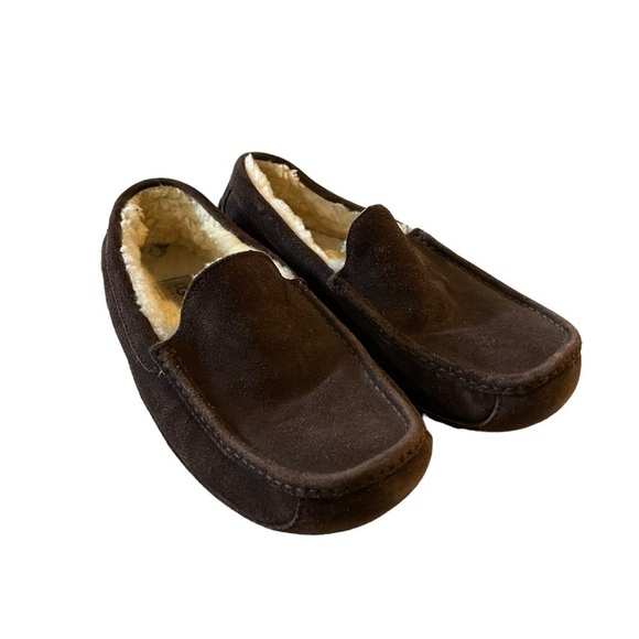 UGG Man Slippers Size 11 - Picture 2 of 8